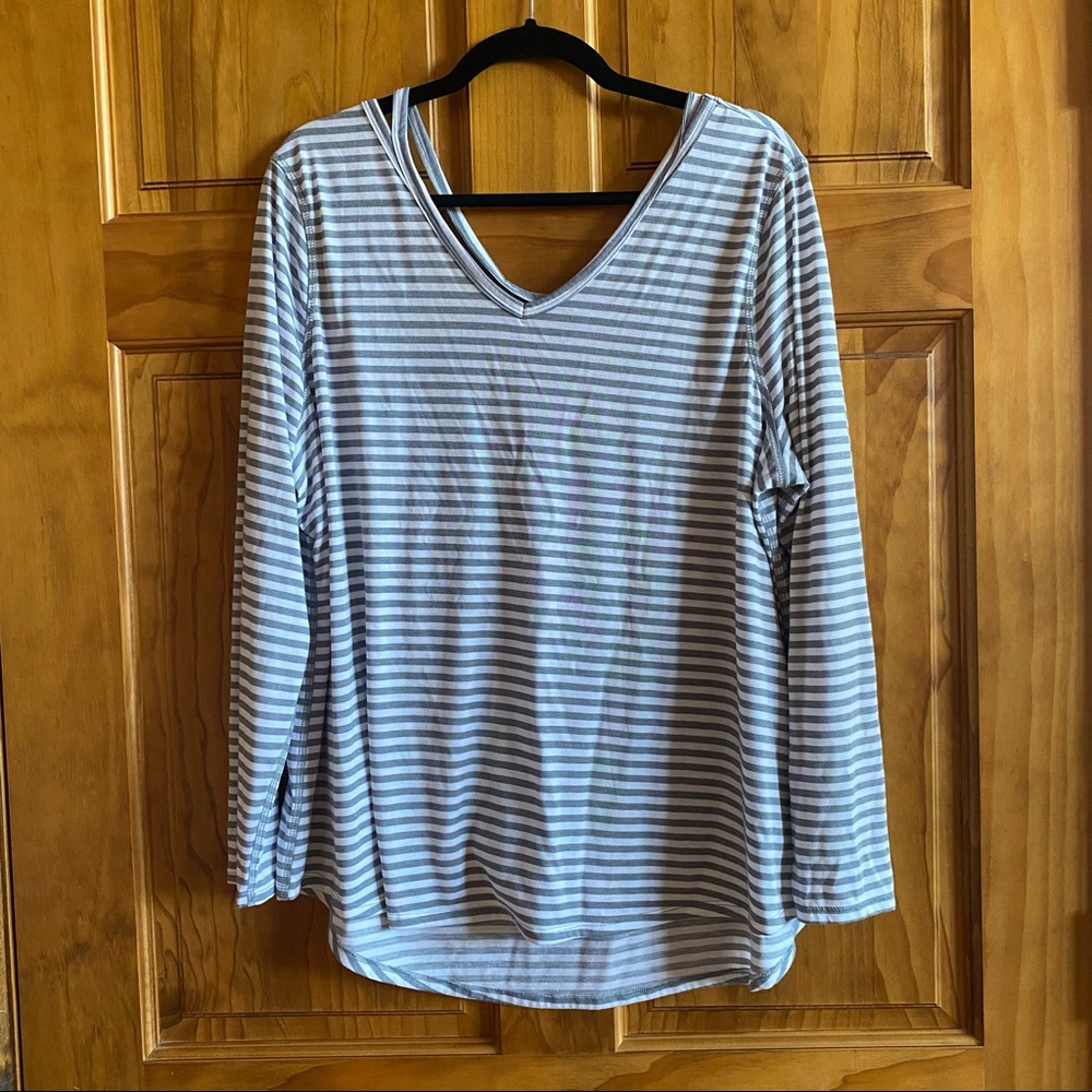 Old Navy Active top